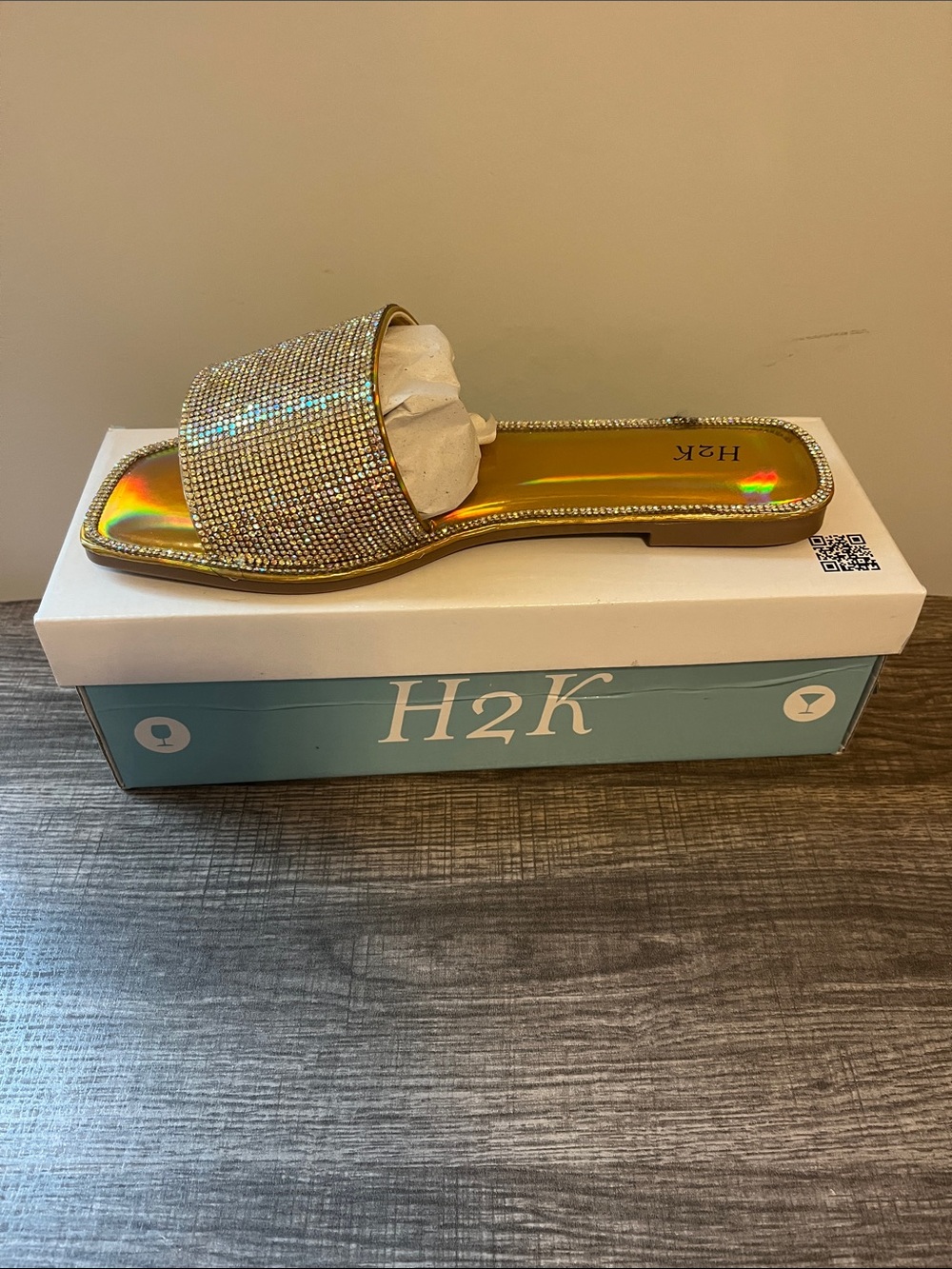 H2K Summer Gold Crystal Embellished Slide Sandals Flat Slip-On Shoes New in Box
